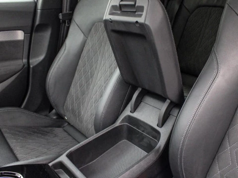 Audi A5 2.0 PHEV E-HYBRID QUA 220 BUSINESS AVANT 299 5P
