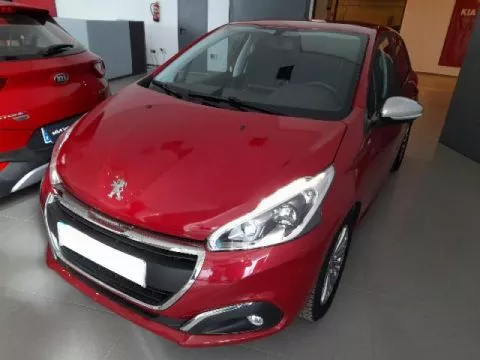 Peugeot 208 5P STYLE 1.6 BlueHDi 75 Peugeot 208 5P STYLE 1.6 BlueHDi 75