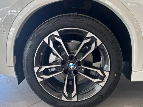 BMW iX2 eDrive20 150 kW (204 CV)