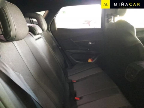 Peugeot 3008 PureTech 130 S&S Allure Pack 96 kW (130 CV)