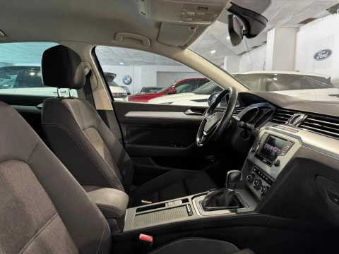 Volkswagen Passat 2.0TDI ADVANCE DSG6 110KW