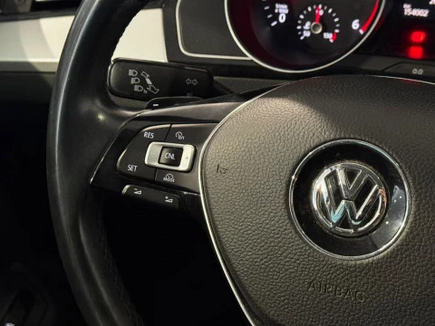 Volkswagen Passat 2.0TDI ADVANCE DSG6 110KW