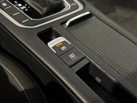 Volkswagen Passat 2.0TDI ADVANCE DSG6 110KW