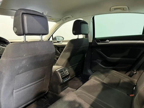 Volkswagen Passat 2.0TDI ADVANCE DSG6 110KW