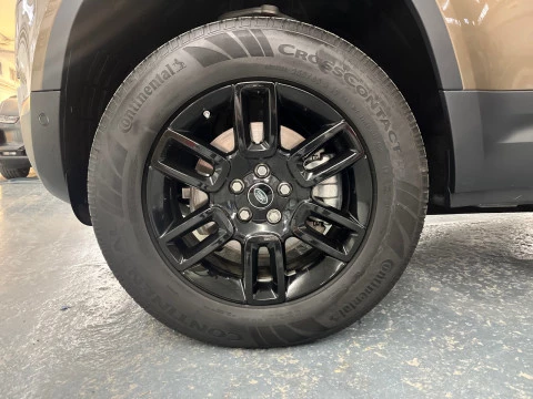 Land Rover Defender 3.0 D250 SE 110 Auto 4WD MHEV