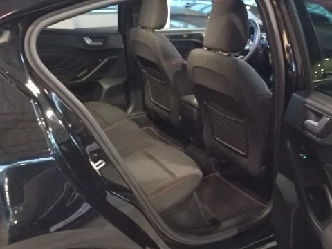 Ford Focus 1.0 Ecoboost MHEV 92kW ST-Line X