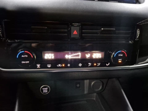 Nissan Qashqai DIG-T 103kW N-Connecta