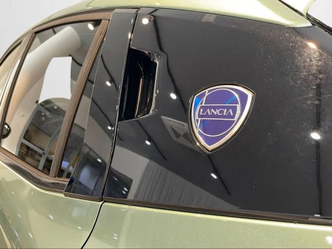 Lancia Ypsilon Ypsilon LX Elettrica 54kWh 115kW (156CV)