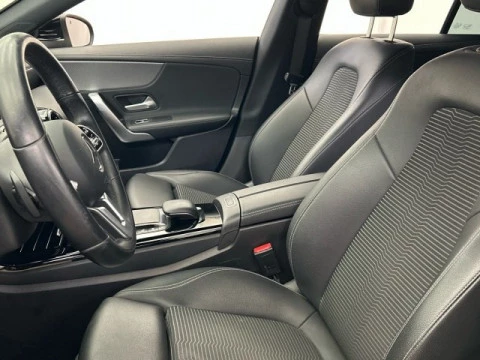 Mercedes-Benz CLA 200 d SB Progressive (EURO 6d)