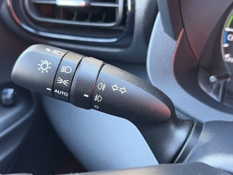 Toyota Yaris 120H Active Tech 85 kW (116 CV)