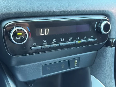 Toyota Yaris 120H Active Tech 85 kW (116 CV)