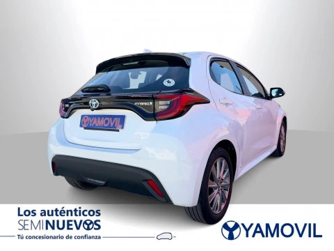 Toyota Yaris 120H Active Tech 85 kW (116 CV)