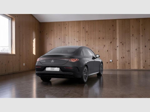 Mercedes-Benz CLA  250+ con tecnologia EQ
