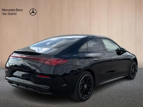 Mercedes-Benz CLA  250+ con tecnologia EQ