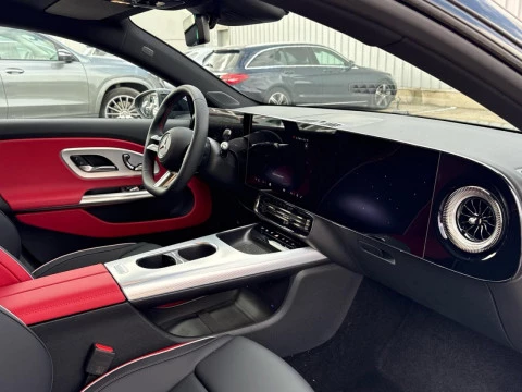 Mercedes-Benz CLA  250+ con tecnologia EQ