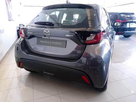 Mazda2 1.5 85 kW (116 CV) CVT Centre-line