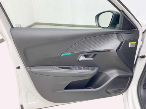 Peugeot 208 Nuevo 208 5P Allure Pack Eléctrico 136 Cv (100 Kw)