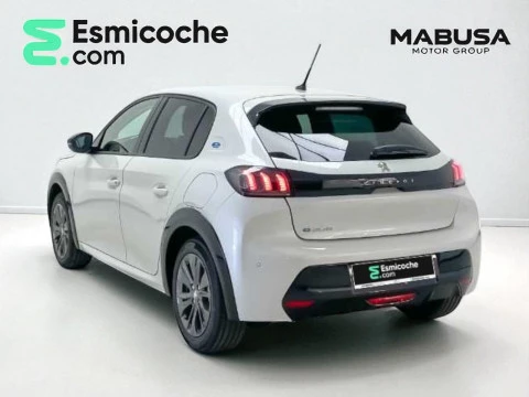 Peugeot 208 Nuevo 208 5P Allure Pack Eléctrico 136 Cv (100 Kw)