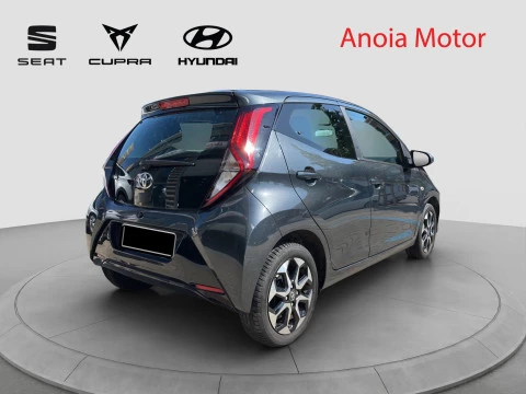 Toyota Aygo 1.0 70 x-play