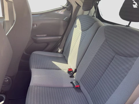 Toyota Aygo 1.0 70 x-play