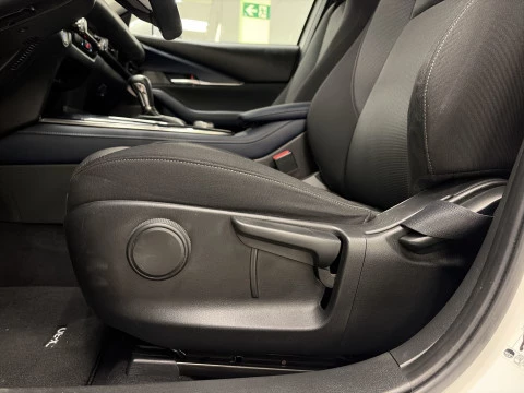 Mazda CX-30 2.0 Skyactiv-G Zenith 2WD AT 90 kW (122 CV)