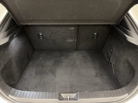 Mazda CX-30 2.0 Skyactiv-G Zenith 2WD AT 90 kW (122 CV)