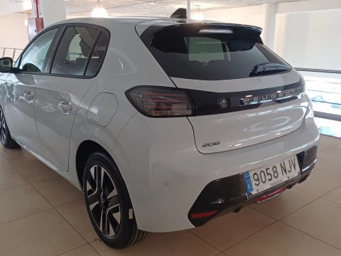 Peugeot 208 Allure Gasolina 100 S&S 6 Vel. MAN