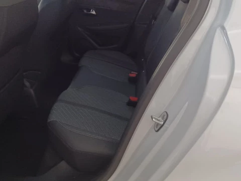 Peugeot 208 Allure Gasolina 100 S&S 6 Vel. MAN