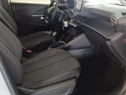 Peugeot 208 Allure Gasolina 100 S&S 6 Vel. MAN