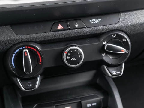 Kia Stonic 1.2 DPi 58kW (79CV) Concept