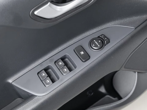 Kia Stonic 1.2 DPi 58kW (79CV) Concept