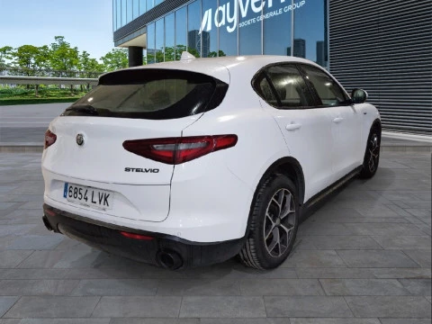 Alfa Romeo Stelvio 2.2 Diésel 140kW (190CV) Sprint RWD