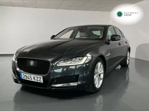 Jaguar XF 2.0D 132kW Portfolio Auto Sportbrake Jaguar XF 2.0D 132kW Portfolio Auto Sportbrake