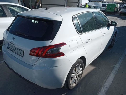 Peugeot 308 5P Active Pack BlueHDi 130 S&S EAT8