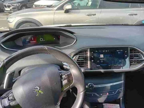 Peugeot 308 5P Active Pack BlueHDi 130 S&S EAT8