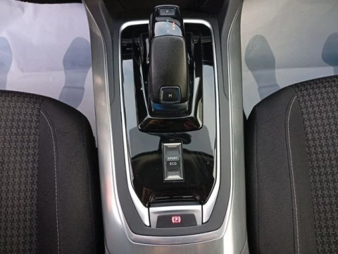 Peugeot 308 5P Active Pack BlueHDi 130 S&S EAT8