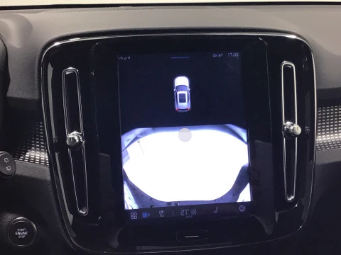 Volvo XC40 XC40 Plus, B3 Mild hybrid, Gasolina, Dark