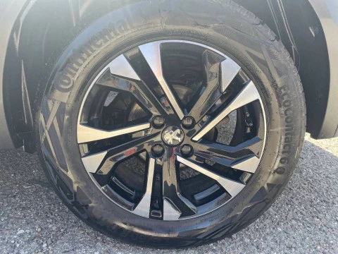 Peugeot 2008 Allure Pack Puretech 130 S&S EAT8