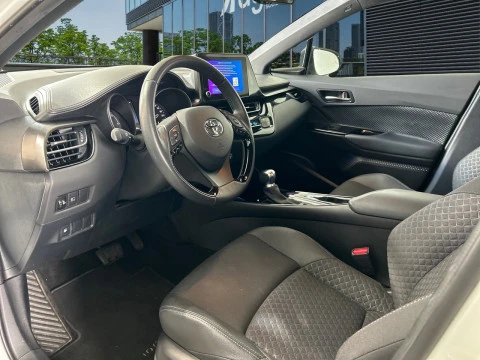 Toyota C-HR 2.0 180H Advance