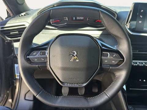 Peugeot 2008 PureTech 100 S&S Allure 75 kW (100 CV)