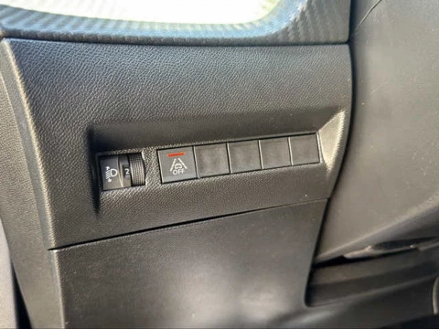 Peugeot 2008 PureTech 100 S&S Allure 75 kW (100 CV)