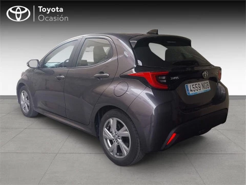 Toyota Yaris ACTIVE PLUS