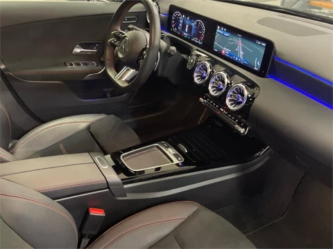 Mercedes-Benz Clase A 250 e con tecnología híbrida EQ