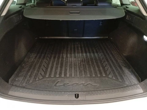 Seat Nuevo León SP 1.4 e-Hybrid DSG S&S FR Go L