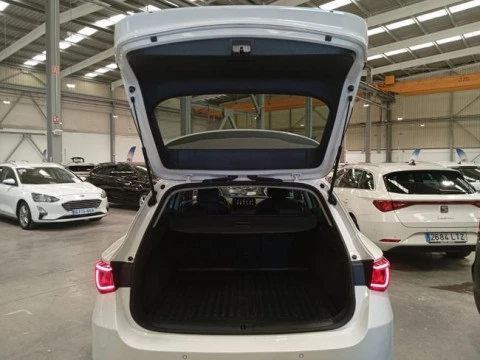 Seat Nuevo León SP 1.4 e-Hybrid DSG S&S FR Go L