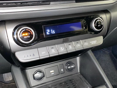 Hyundai Kona 1.0 TGDI 48V Tecno 4X2