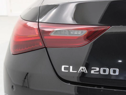 Mercedes-Benz CLA 1.3 CLA 200 MHEV DCT 163 4P