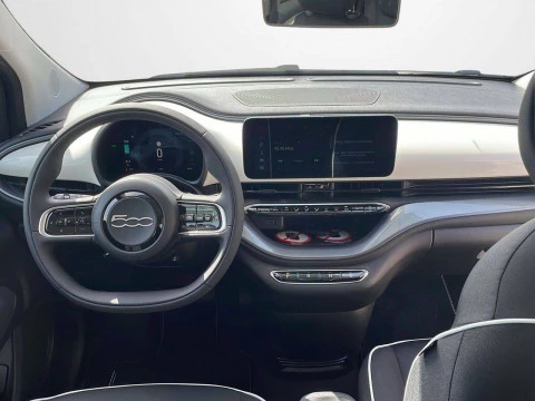 Fiat 500 Monotrim Hb 320km 85kW (118CV)