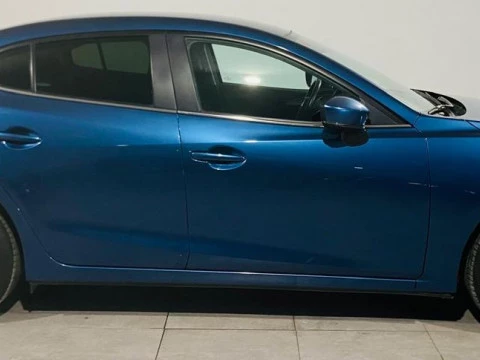 Mazda 3 2.2 EVOLUTION VIS NAV SDN