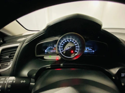 Mazda 3 2.2 EVOLUTION VIS NAV SDN